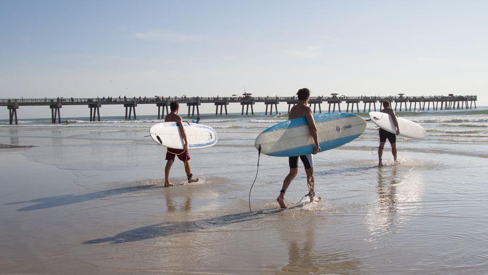 Enjoy paddle sports on the beach in Jacksonville