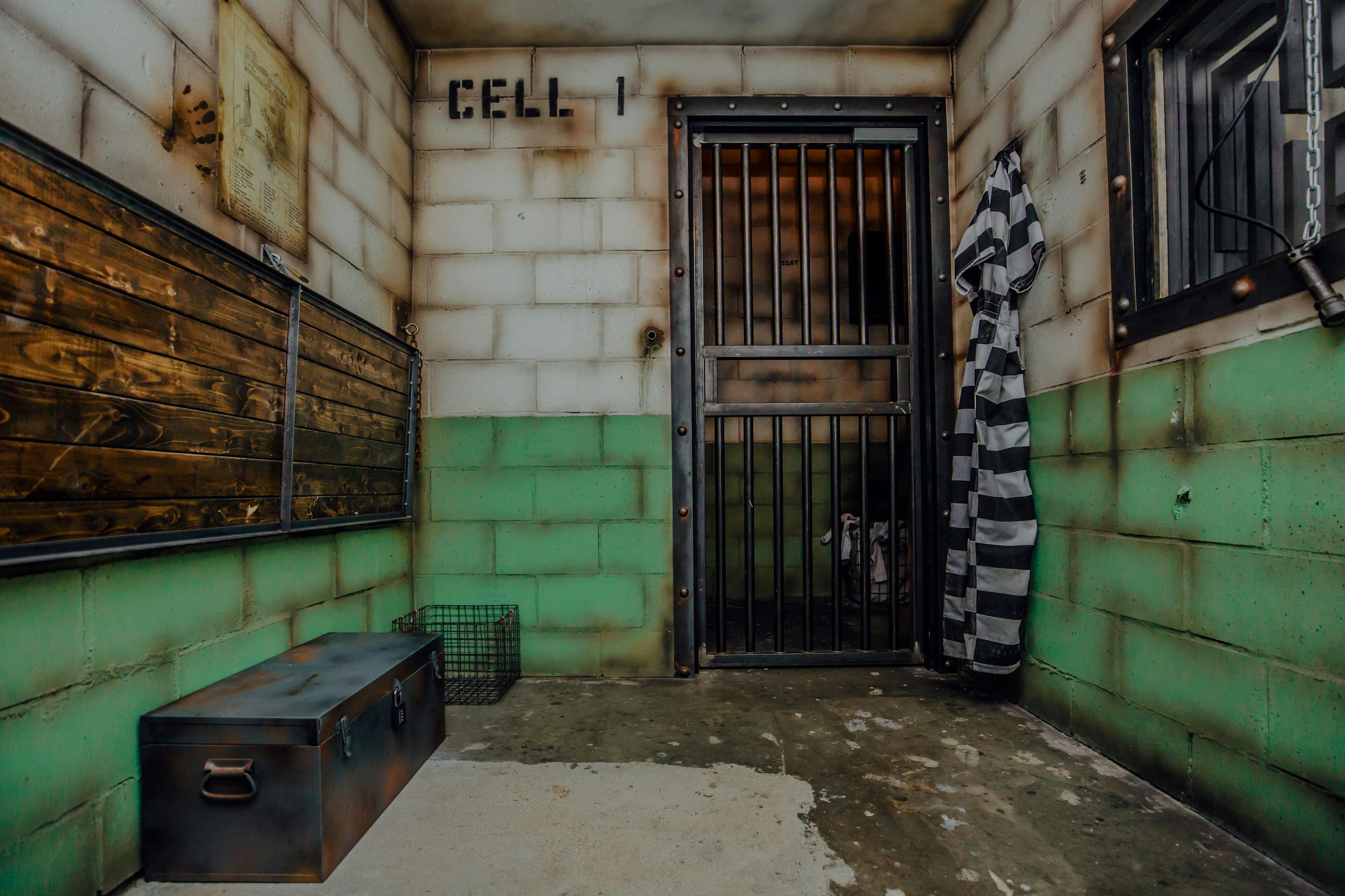 prison-break-escape-room-the-escape-game