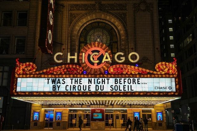 the chicago theater marquee